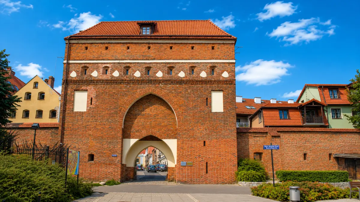 Brama Klasztorna w Toruniu