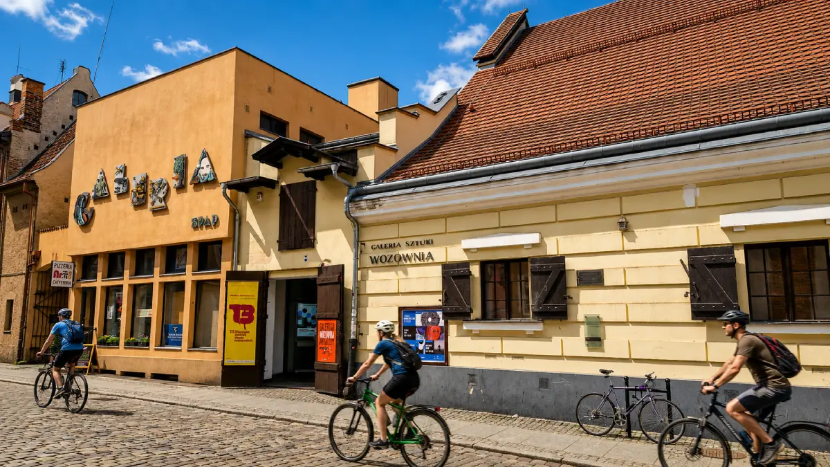 Galeria Sztuki Wozownia przy ulicy Rabiańskiej na Starym Mieście w Toruniu